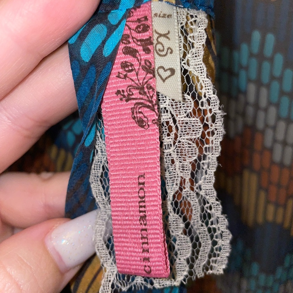 Multicolored sheer top - Picture 3 of 4